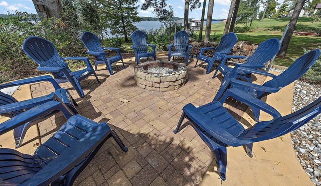 nnWelcome to Lake Daze, your ultimate lakefront getaway on Lake Nacogdoches!