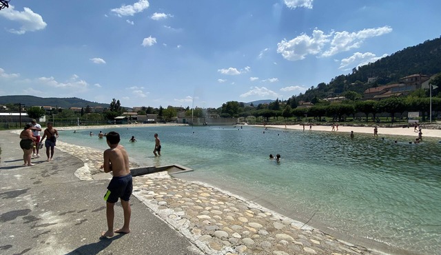 Noémie Sisteron's T3 rated 3 stars.