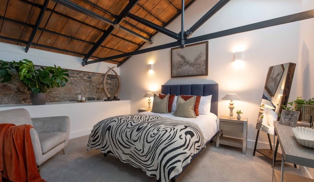 No.10 Factory Cooperage@RWY with free parking