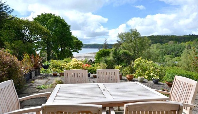 No 2 Sea View in Wisemans Bridge