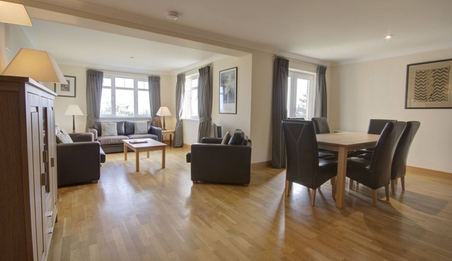 No.2 The Links is a gorgeous ground floor apartment located at the heart of the rural village, Brora