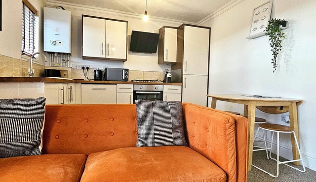 No.2 Thompson Apartments by Switchback Stays