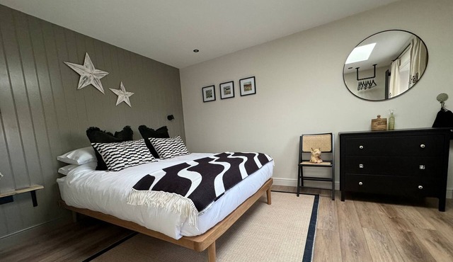 No. 21 Beautiful & Cosy Modern Traditional Cottage