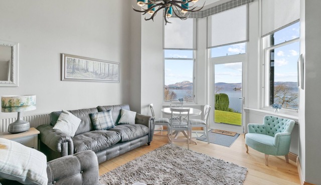 No 3 Lomond Castle - Sleeps 4 - sleeps 4 guests in 2 bedrooms