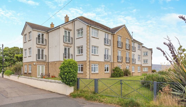 No.4 The Links Apartments