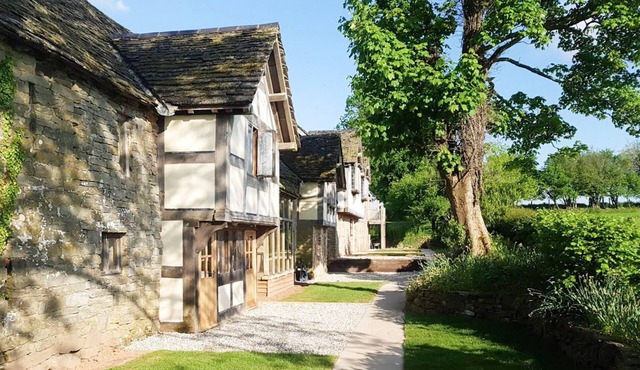 No 4 The Threshing Barn, Penrhos Court
