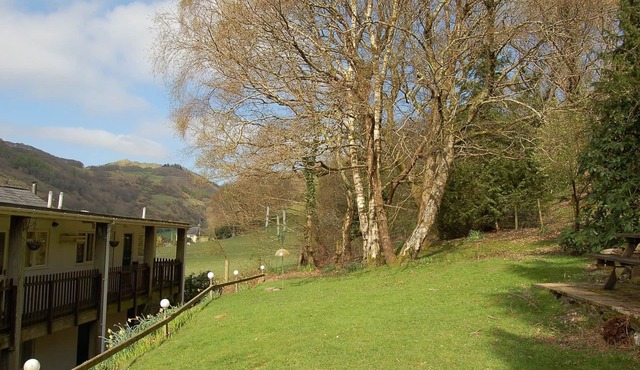 No 6 at Dolgoch Falls Cottages