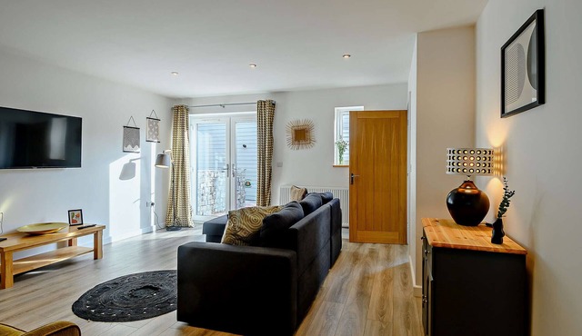 No.6 Deer Glade - Two Bedroom House, Sleeps 4