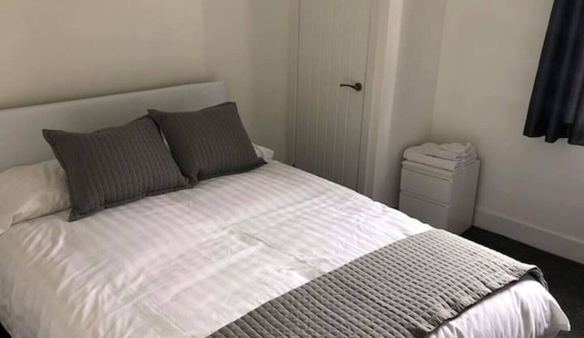 No 65 Leuchars (Nr St Andrews) Free Parking - Pet Friendly