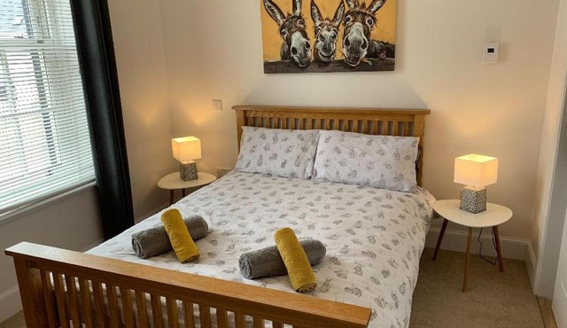 No 7 Quiet, two bedroom Ground Floor Flat in Tornagrain Great for early Airport departures or late flights