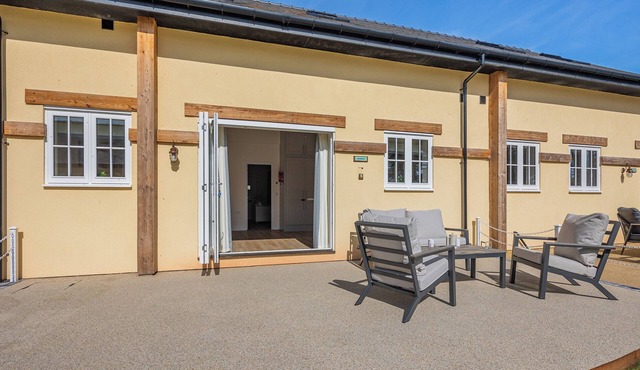 No 9 - Haydock - UK47938