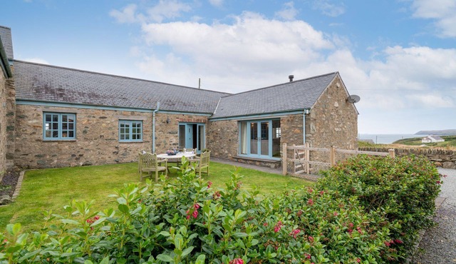 No. 9 The Dairy : Pet-Friendly 2‑Bed Barn Conversion Near Borthwen Beach | Managed by Anglesey Holid