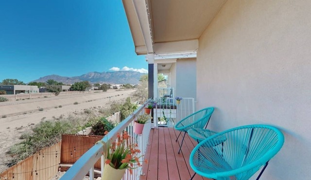 NO ABB Service FEE - SW Charm 4Br3B in NE Heights!