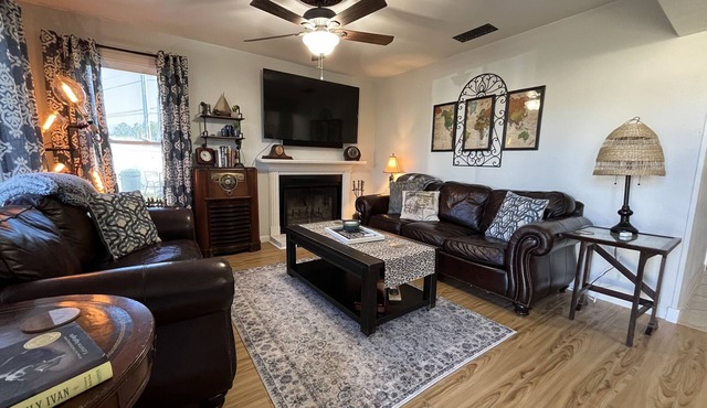 No chores!/6 guests/⬇️stairs/🦮🐈/WI-FI/easy access/grill