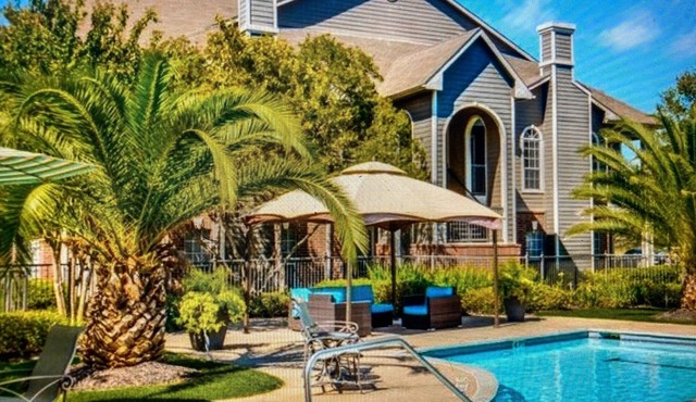 NO CLEANING FEE | Modern 1BD | Parking|15 Mins away IAH /Downtown