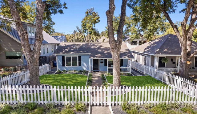 NO home is more in the HEART of SOCO than this one!