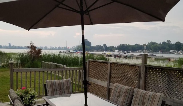 NO LONGER RENTING - Casual waterfront cottage on Weller's Bay