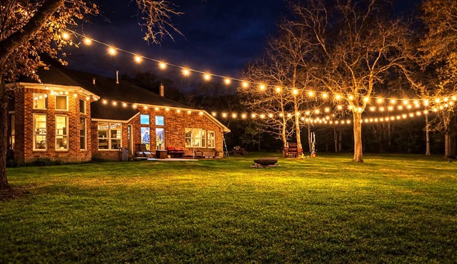 No Neighbors! Private 4BR on 12 Wooded Acres 5 Min to Aggieland