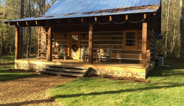 NO PETS. Log Cabin in Corinth, Ms. Close to Shiloh National Park & Pickwick Lake