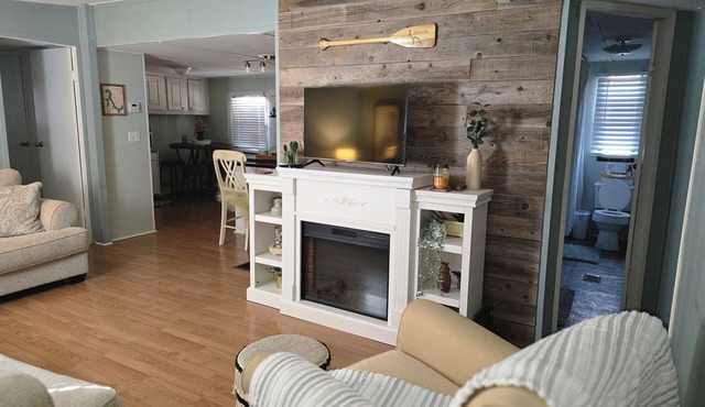 NO PETS/NON SMOKING 3-bedroom home in Counce with WiFi, AC