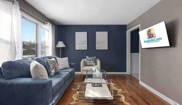 No Stairs-2BR:King Beds,Near Shops;Family friendly