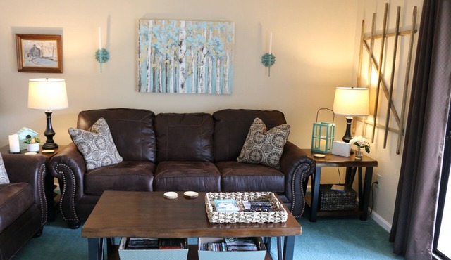 NO STEPS! We'd love to have you as our guests.