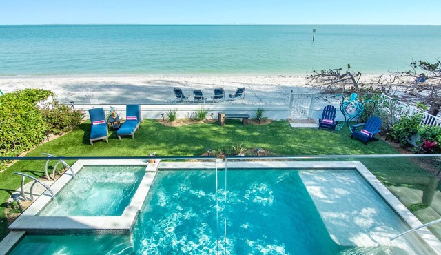 No Tan Lines by Beach Boutique Rentals