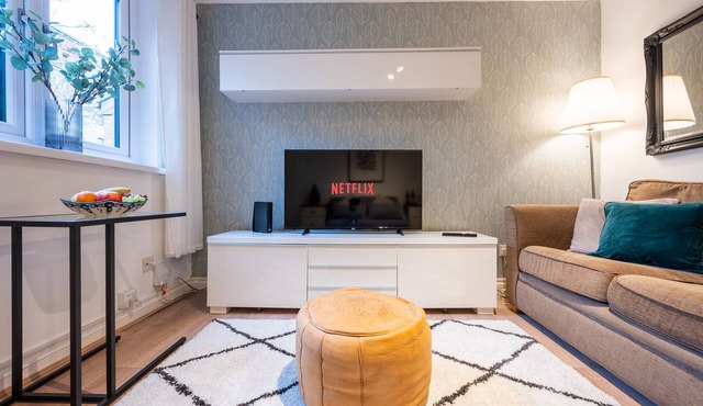 No17 Apartment Cardiff