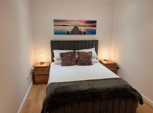 No2 Lux Modern Apartment in Nuneaton