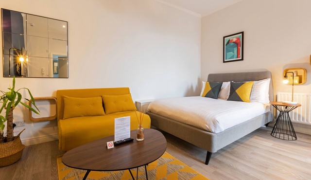 No3a Fulwood Heights - Beautiful Studio nr hosp