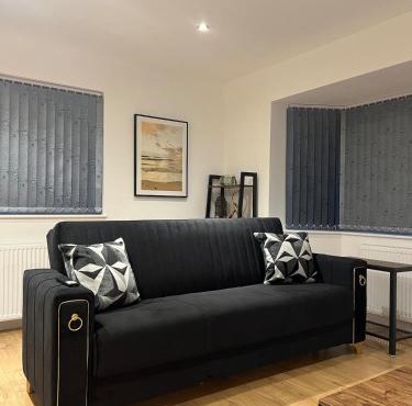 No4 Lux & Cosy Private Apartment in Nuneaton