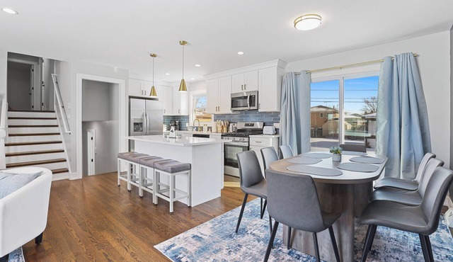 Nobu: 4BR 3BTH Modern Spacious Home! NEW