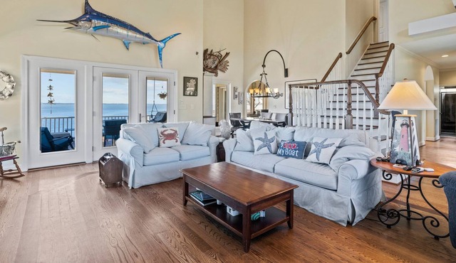 Noelle's View- Sound Front Home with Dock