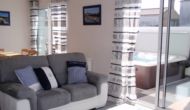 Noirmoutier house of 2015, sleeps 7/8, comfortable, SPA usable all year round