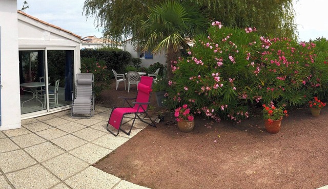 NOIRMOUTIER - OLD - CHARMING VILLA IN FLOWER GARDEN - PROMOTION