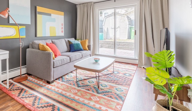 NomadYY©Fast WIFI✔ Private GYM/HotTub Free Parking