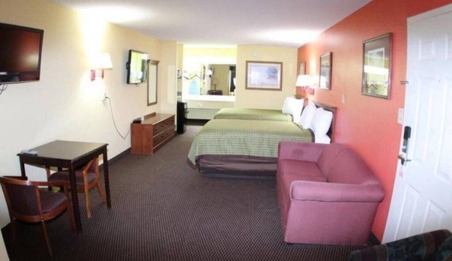 NON SMOKING DOUBLE SUITE #1