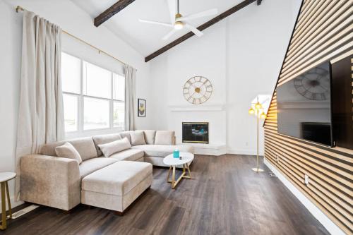 Nookside Grand Estate For 8