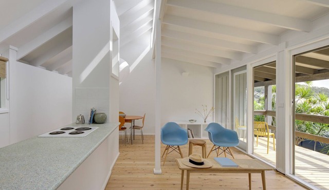 Norah Beach Shack 2 – 30m to beach!