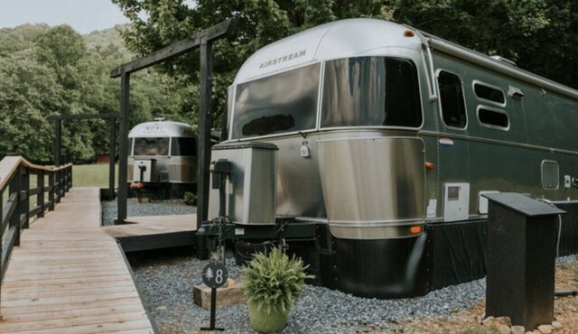 Norah’s Jungalow Unit 8- Not Pet Friendly - Glamping Retro