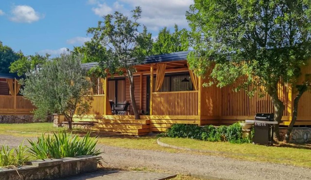 Nord Delux - Mićanovi Dvori by Interhome