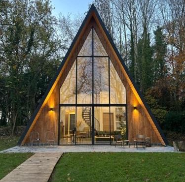 Nordic Bath Lodge In Normandy