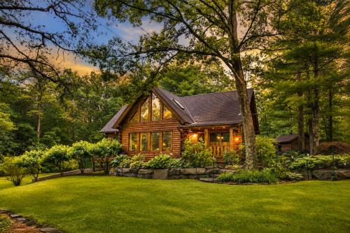 Nordic Spa Log Cabin Experience, Sauna, Cold Plunge, Hot Tub & Theater