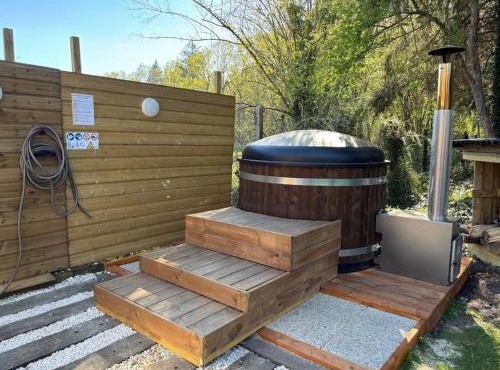 Nordika Lodge Bain Nordique - Parc Asterix 10 pers