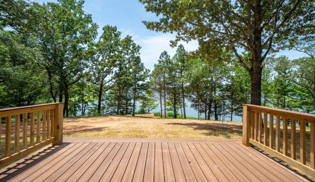 Nordin`s Lake House Newly Renovated, Peaceful Lakefront Hideaway on Delaware Bay, Sleeps 10