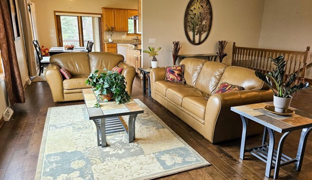 Nordstrom Christmas Farm - Entire Home