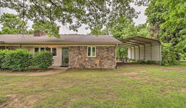 Norfork Getaway: Walk in White River Access!