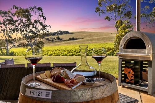 Norm's Vineyard Retreat