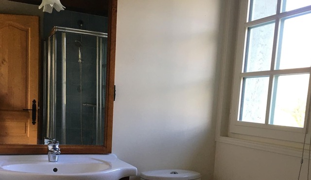 Norman cottage 5 minutes from Deauville beach, ideal for short stays.