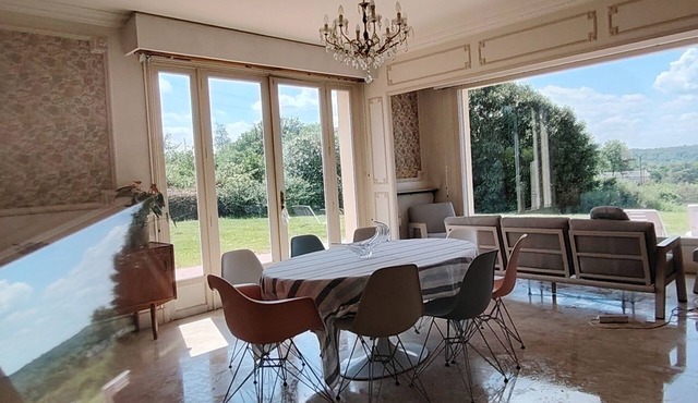 Normandy: Chic & Authentic